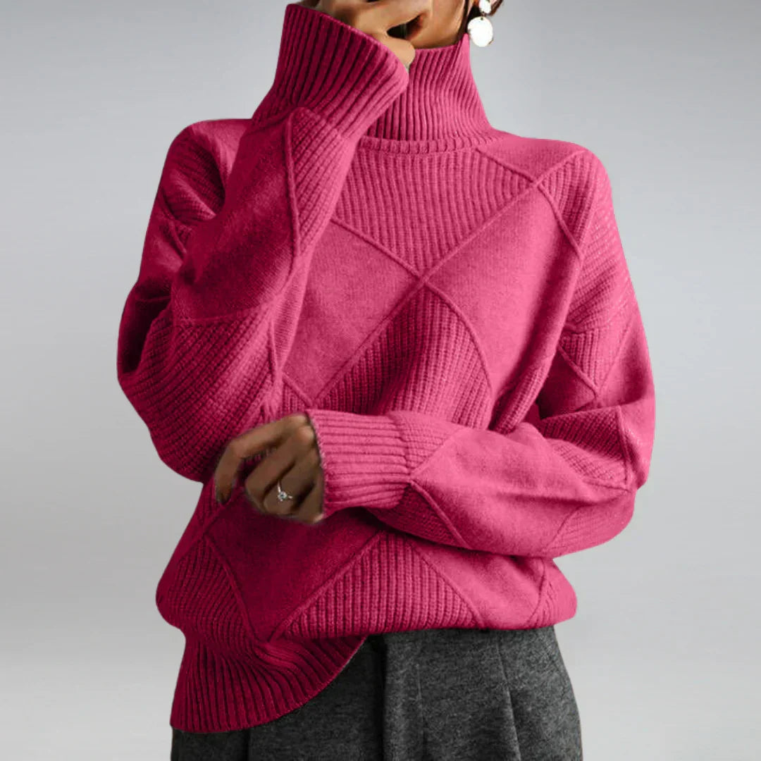 Silhouette d'une femme portant un pull col roulé doux. Chandail chaud, mode féminine, style décontracté.