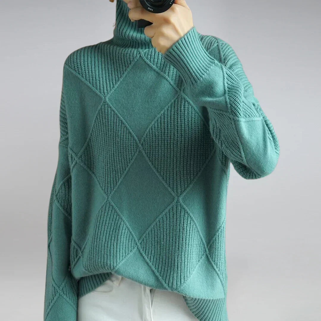 Pull femme à col roulé, doux et confortable. Idéal pour l'hiver, tenue élégante ou décontractée.