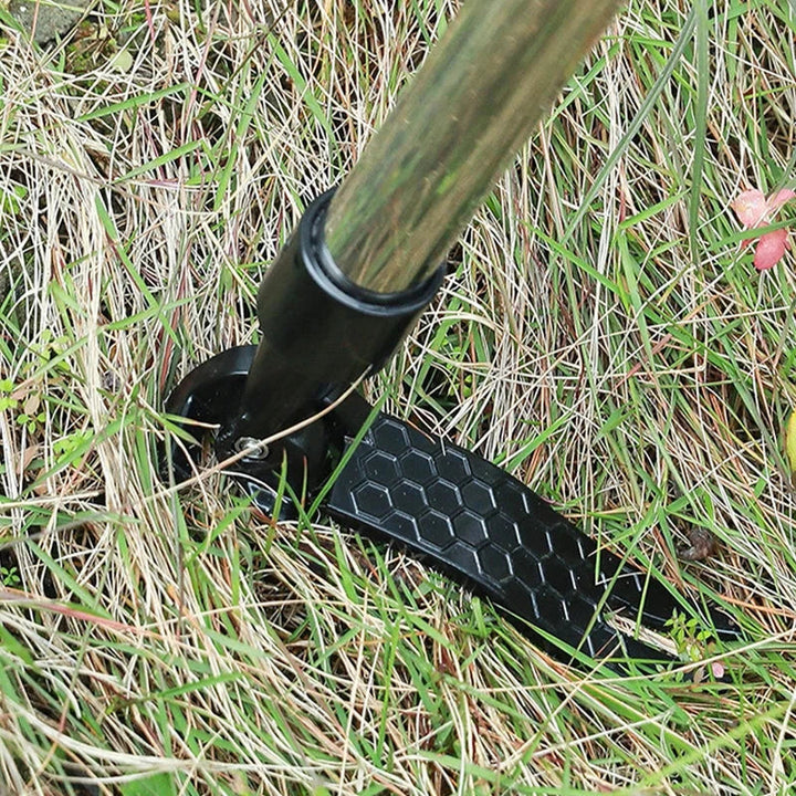 Désherbeur de jardin en acier inoxydable, robuste, avec long manche ergonomique pour désherbage précis.