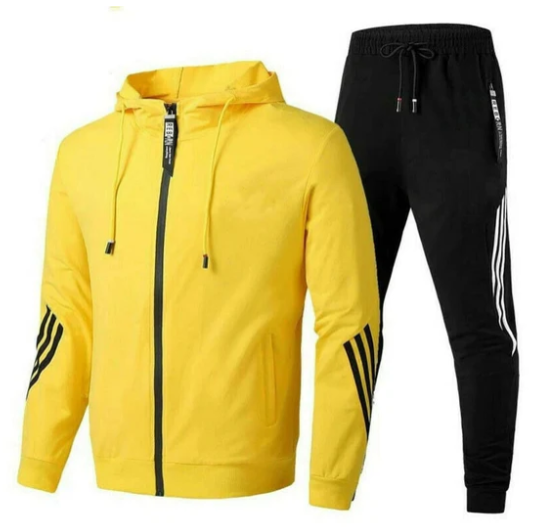 Survêtement jogging homme Luca, offrant un confort exceptionnel et un look moderne pour toutes les occasions.