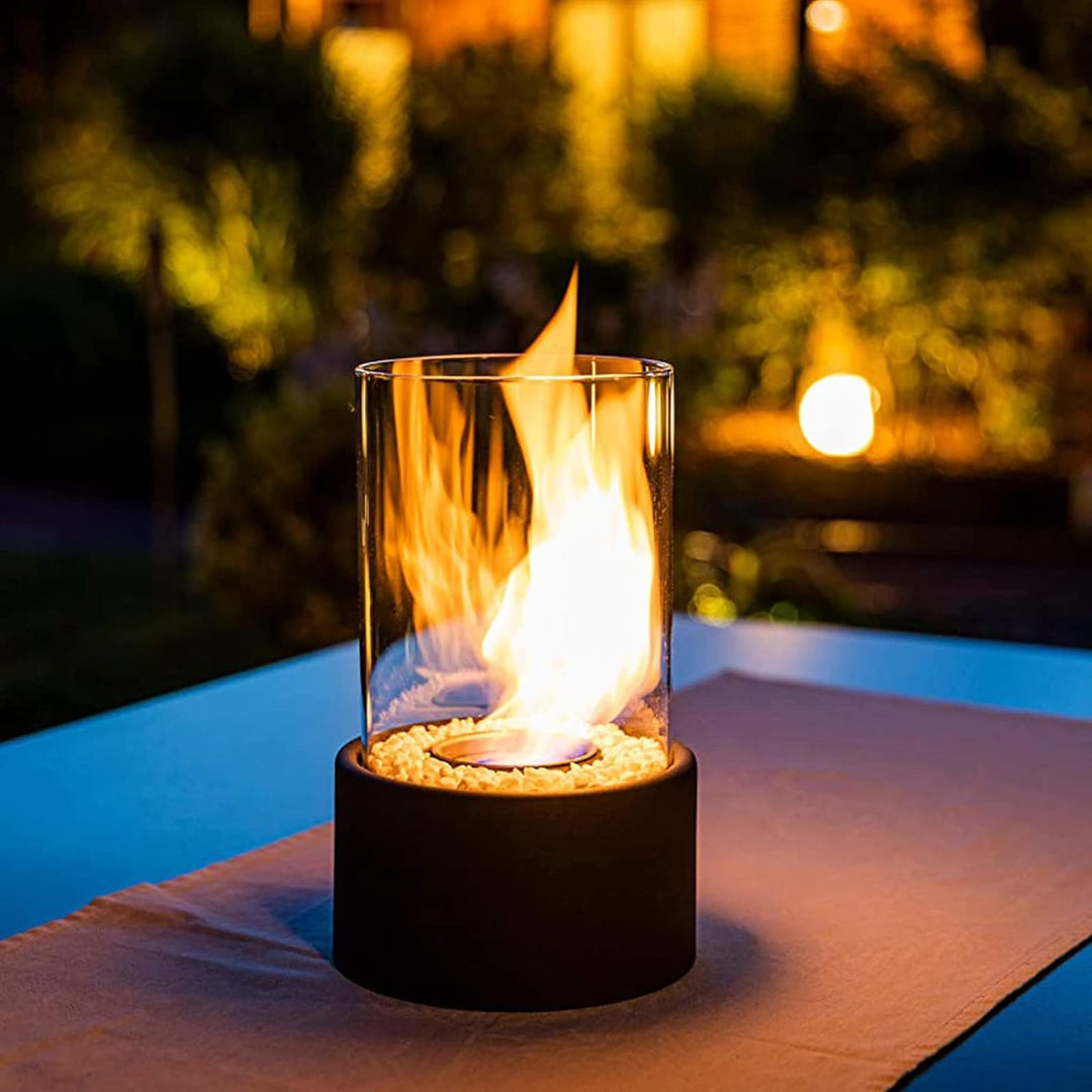 Élégante lampe à huile en verre, un luminaire d'ambiance essentiel pour votre maison.