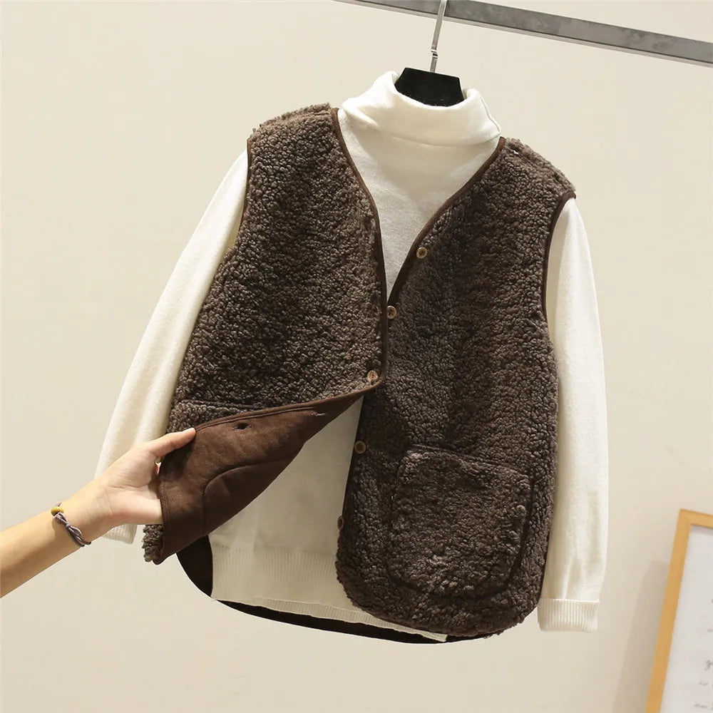 Gilet femme chaud et léger, mode décontractée. Parfait pour l'hiver, confortable et tendance.