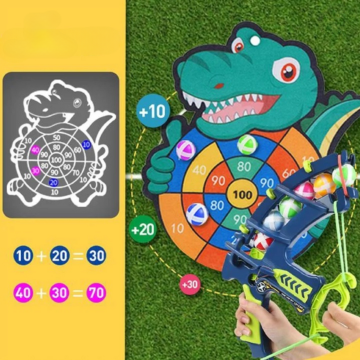 Enfants s'amusant avec le jeu d'arc et flèches JoyStrike. Idéal pour activités intérieures.
