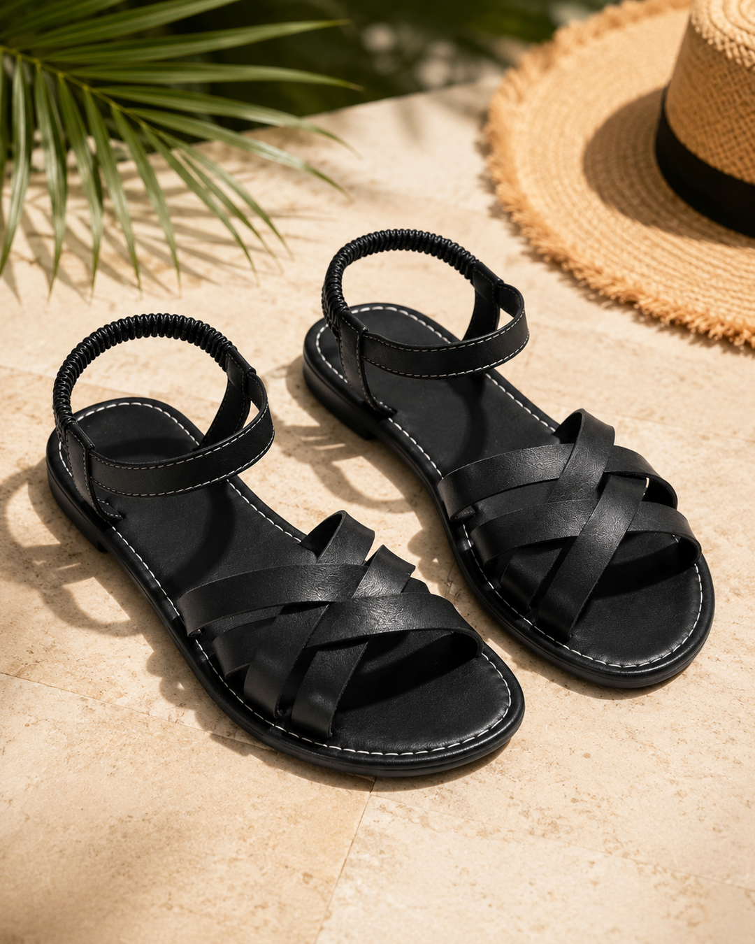 Sandales plates Fatima tressées pour femmes, élégantes et confortables. Idéales pour l'été et les vacances.