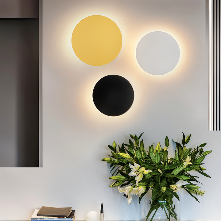 Applique murale LED ronde Lunaris. Design moderne, lumière chaude idéale pour salon, chambre, entrée.