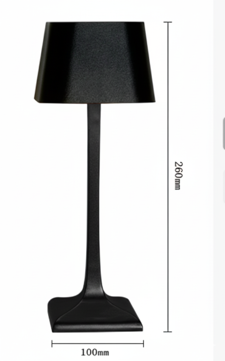 Lampe d'appoint LED carrée USB, lumière élégante et moderne, parfaite pour une décoration contemporaine.