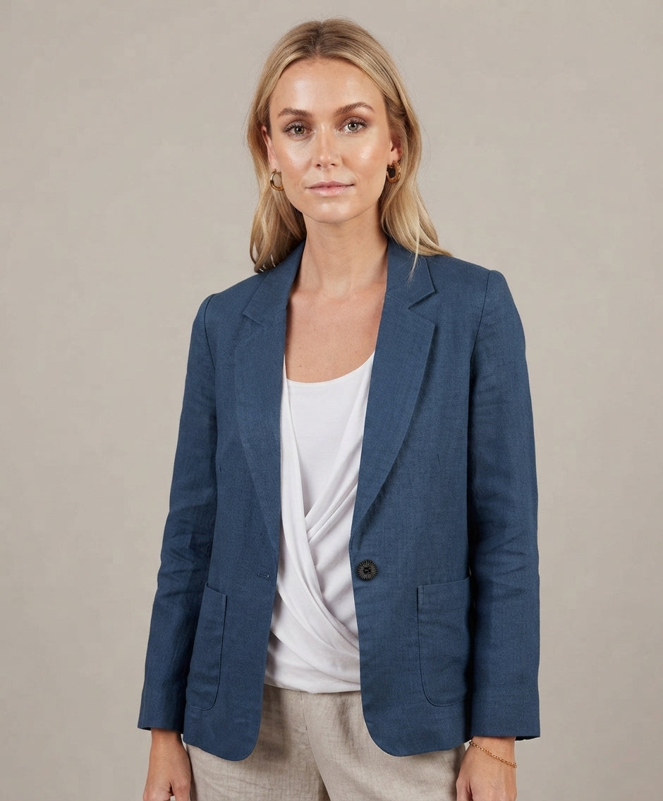 Veste blazer femme printemps/automne. Manches mi-longues, coupe ample pour un style chic et moderne.