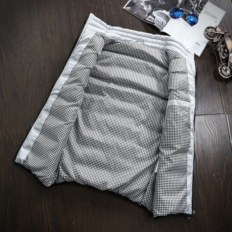 Gilet sans manches homme, matelassé et polyvalent, parfait pour superposition décontractée.