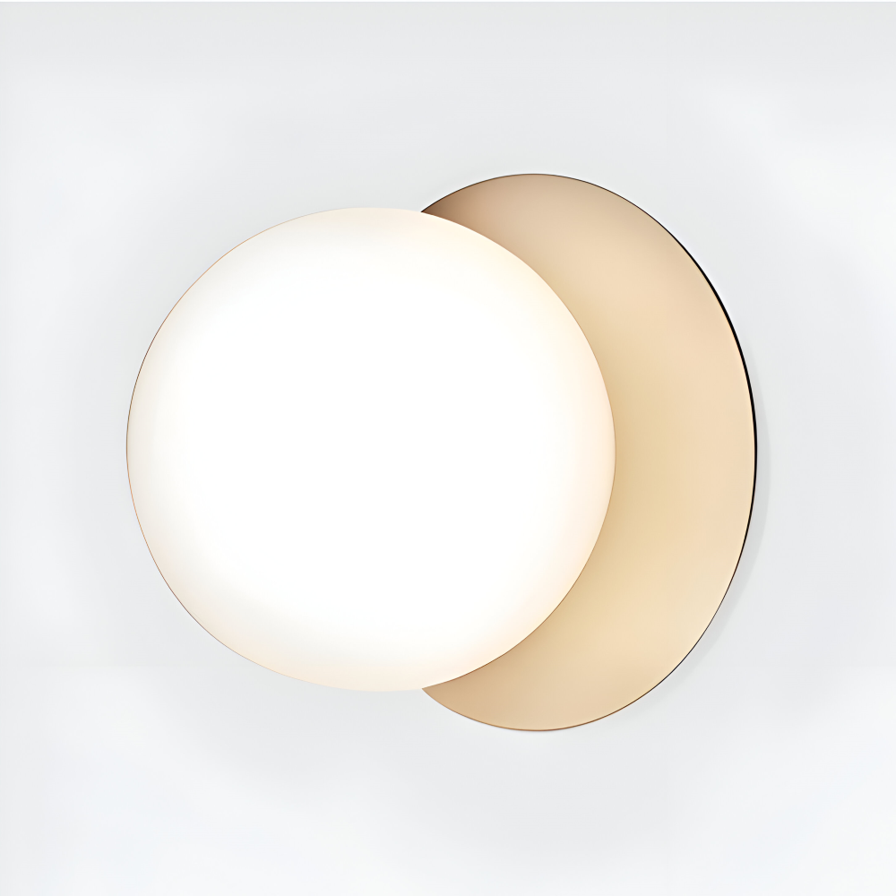 Lampe de plafond boule dépolie. Luminaire LED pour chambre, ambiance relaxante.