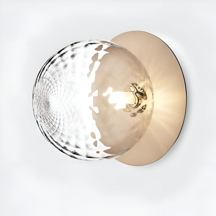 Lampe de plafond finition or, design moderne. Éclairage doux pour chambre ou couloir.