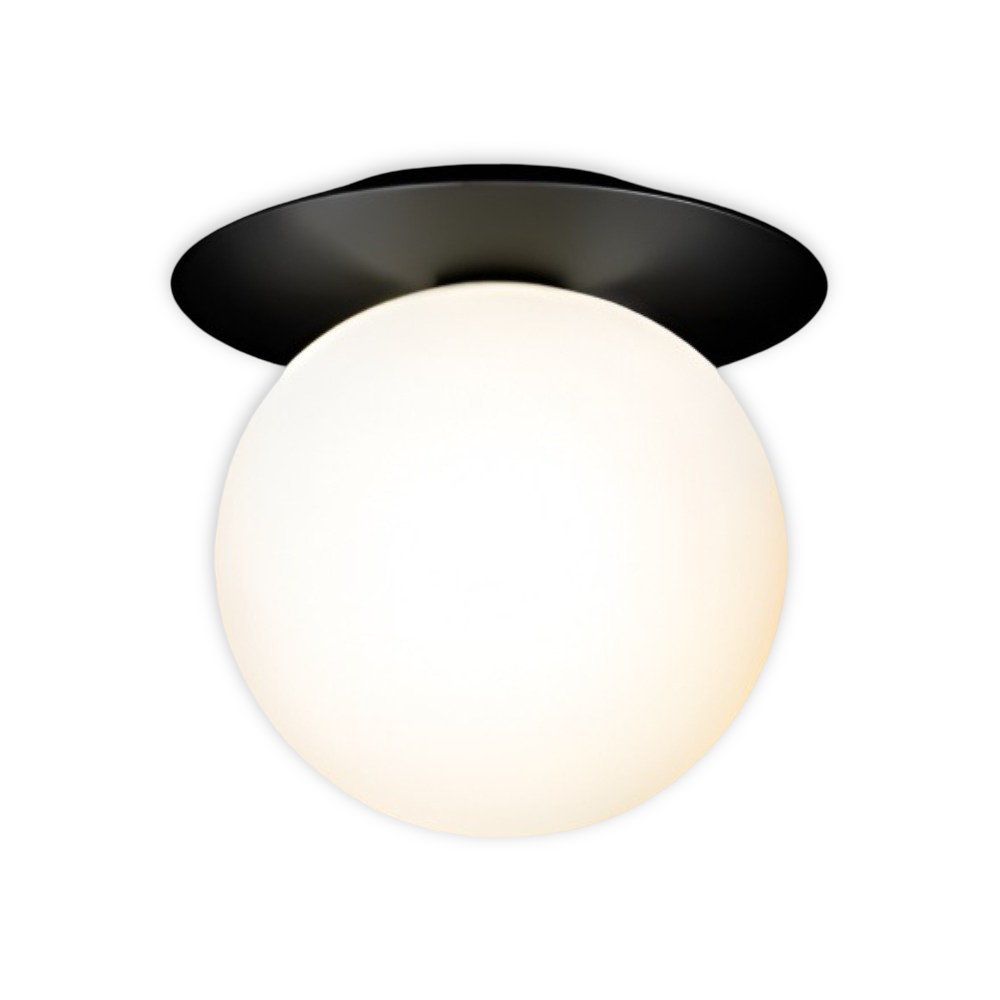 Plafonnier boule dépolie, finition or. Éclairage d'appoint pour salon, lumière tamisée.