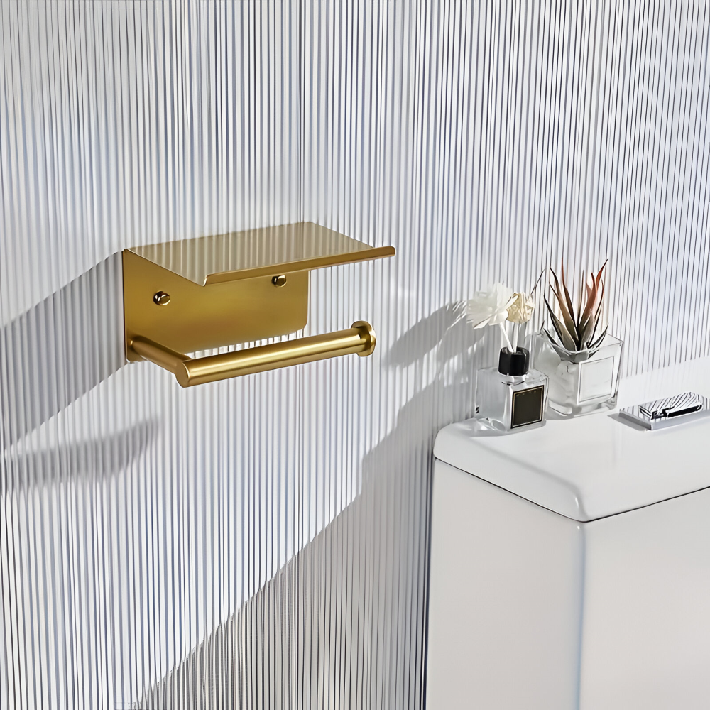 Accessoire salle de bains: barre de serviette or brossé, fixation murale, acier inoxydable moderne.