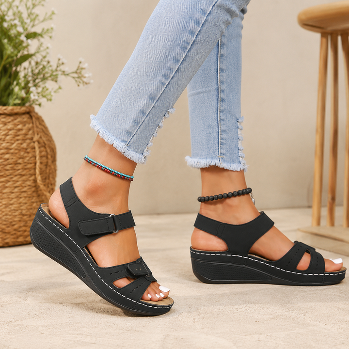 Sandales GraceStep compensées pour femmes, élégantes et légères, avec amorti EVA pour un confort accru.