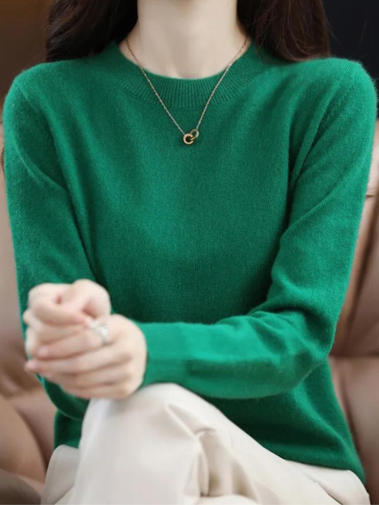 Pull femme polyvalent, style moderne pour looks décontractés ou élégants en automne-hiver.