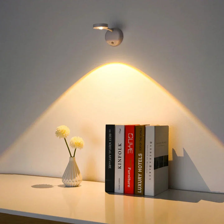 Applique LED sans fil avec capteur de mouvement. Lampe adhésive intelligente pour éclairage et décoration moderne.