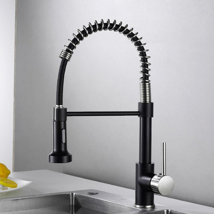 Robinet de cuisine chrome, douchette à ressort, compatible évier design.