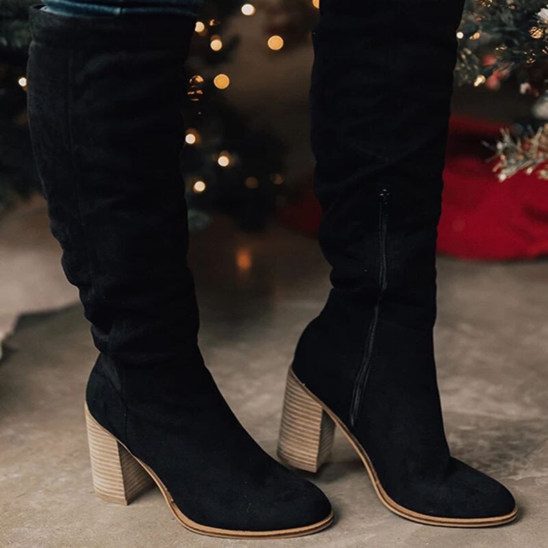 Cuissardes femme Niva chic et tendance, idéales pour un look de soirée élégant ou la mode hivernale.