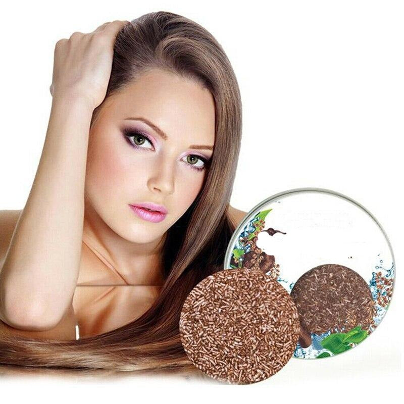 Shampooing bio assombrissant unisexe. Ravive l'éclat naturel et couvre les cheveux gris efficacement.