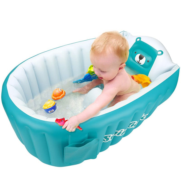 Baignoire bébé gonflable douce avec siège de bain intégré pour nouveau-né, offrant sécurité et confort optimal.