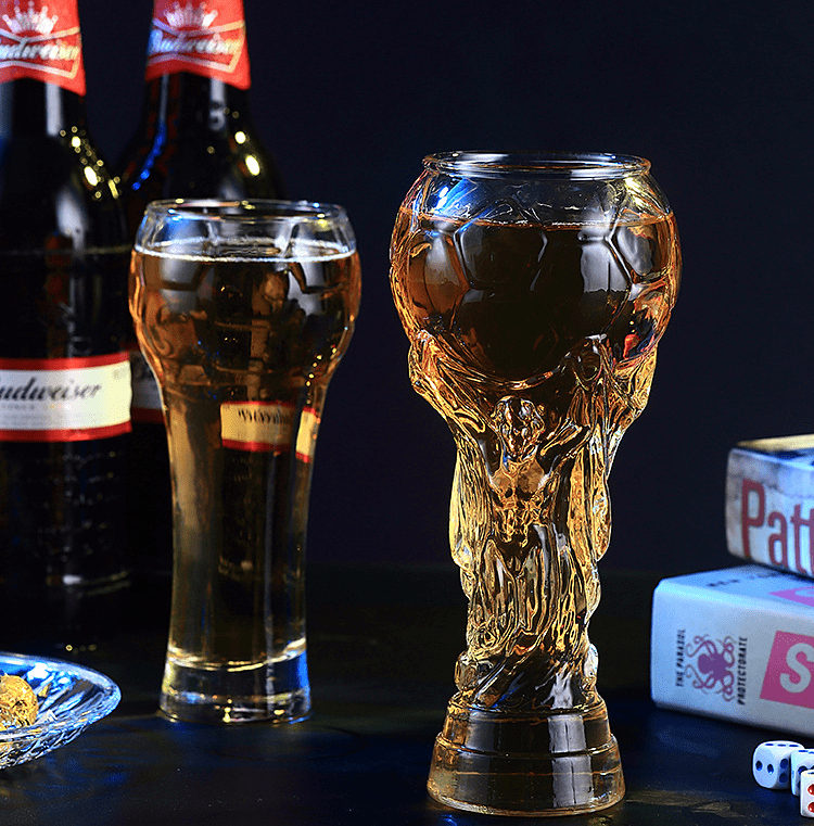 Verre à bière durable en borosilicate, idéal pour les matchs de l'Euro 2024. Un cadeau pour supporter.