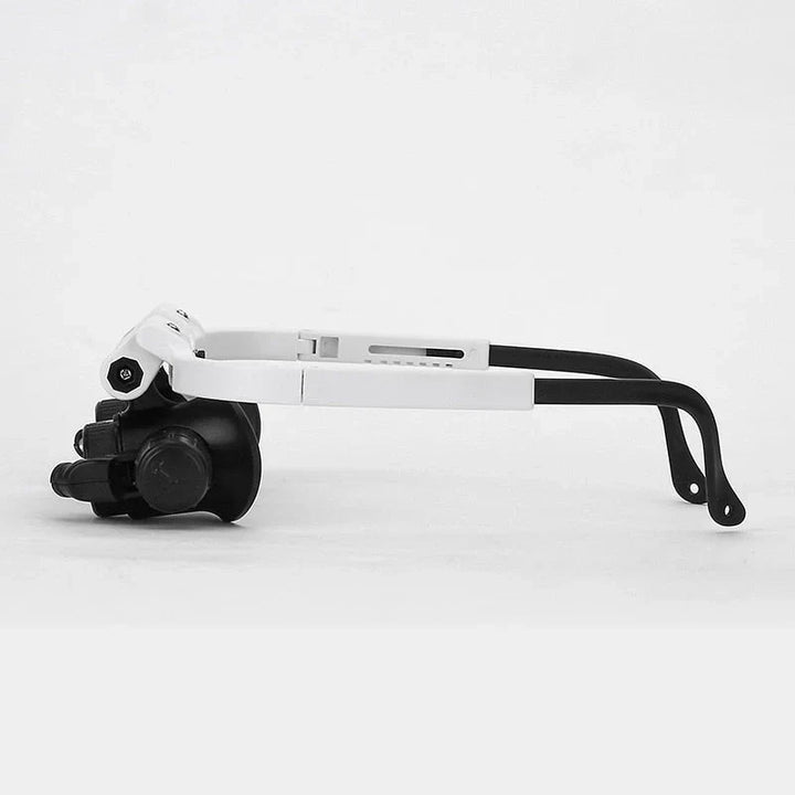 Loupe LED de précision avec grossissement puissant et éclairage réglable pour travaux minutieux et détaillés.