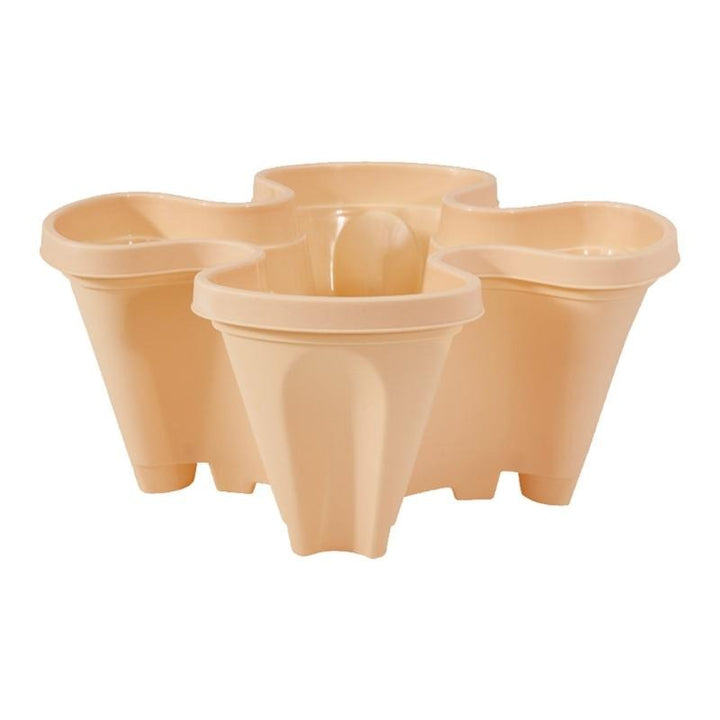 Tonnelle de culture verticale empilable, parfaite pour fraises ou herbes aromatiques en milieu urbain.