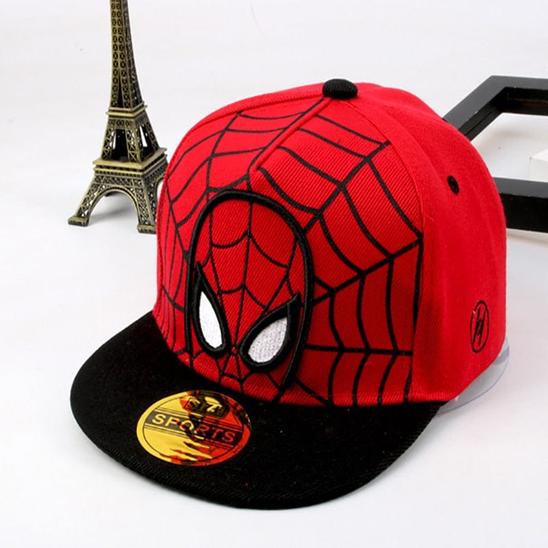 Casquette Spiderman réglable pour enfant, vue de profil, design animé populaire, pour garçons et filles.
