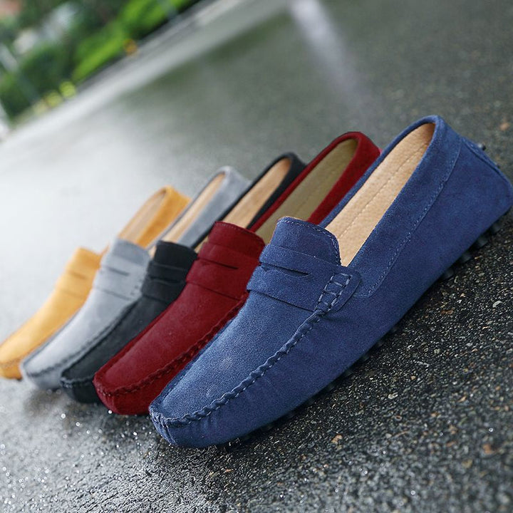 Mocassins homme élégants en cuir, style italien intemporel. Confortables pour la ville.