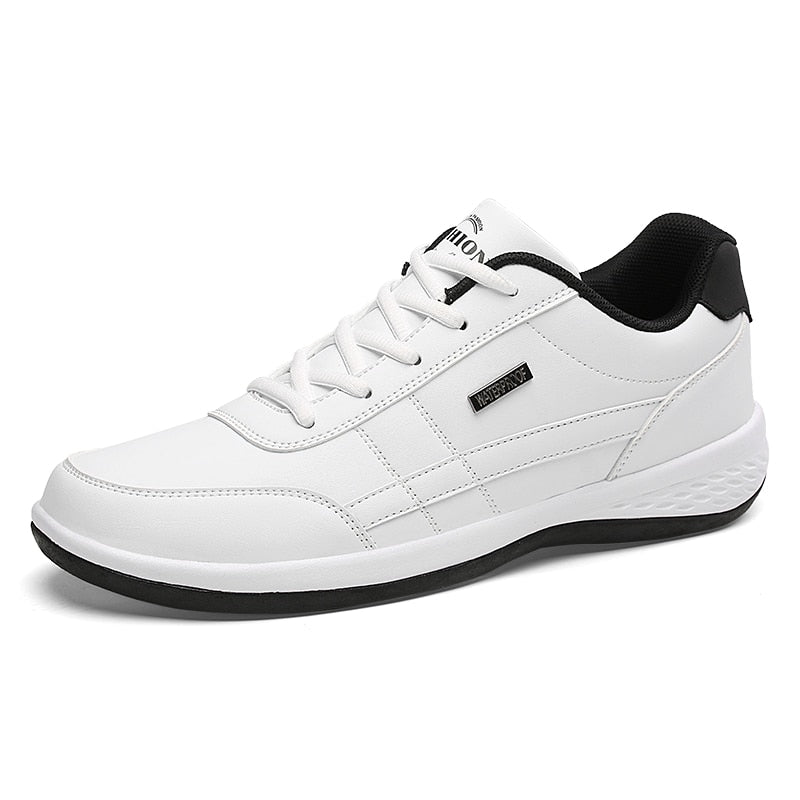 Baskets homme décontractées et élégantes, cuir synthétique et semelle EVA pour confort longue durée.