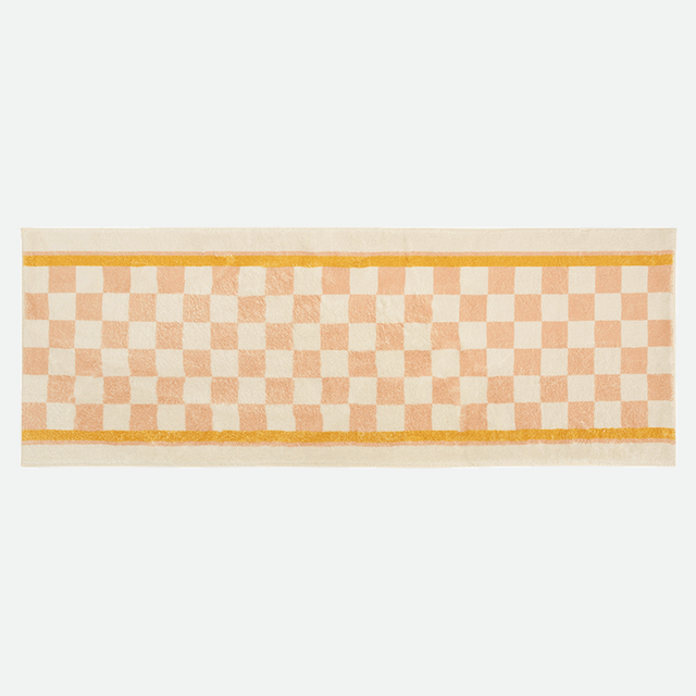 Tapis coureur rétro élégant avec motifs à carreaux, idéal pour chambre, salon ou couloir.