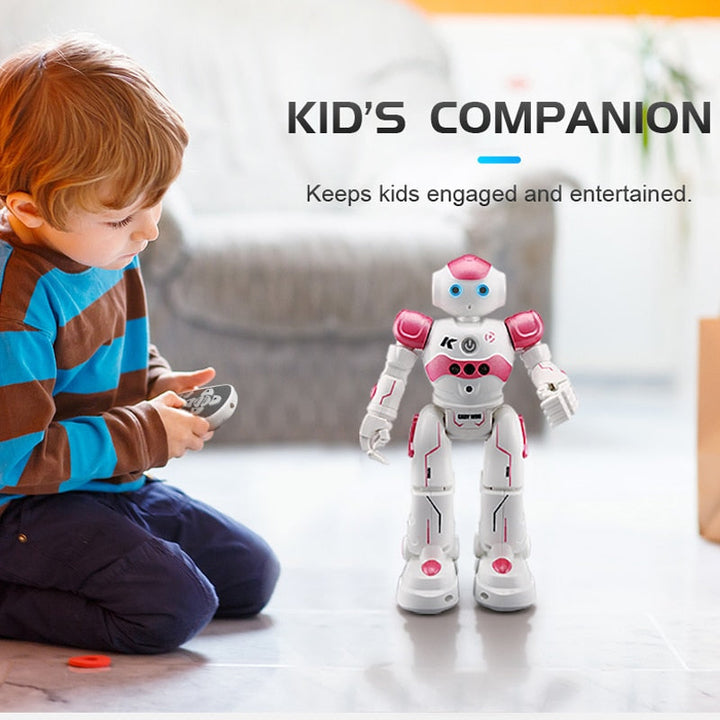 Gros plan sur le robot intelligent NovaBot, un outil technologique pour l'apprentissage des enfants.