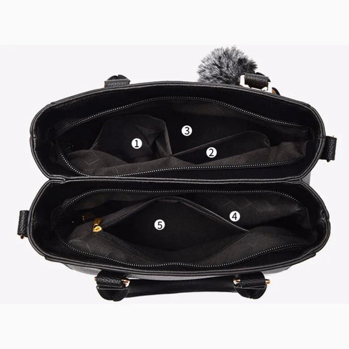 Sac à épaule femme en cuir brodé, motif délicat. Un accessoire mode sophistiqué et pratique pour le quotidien.