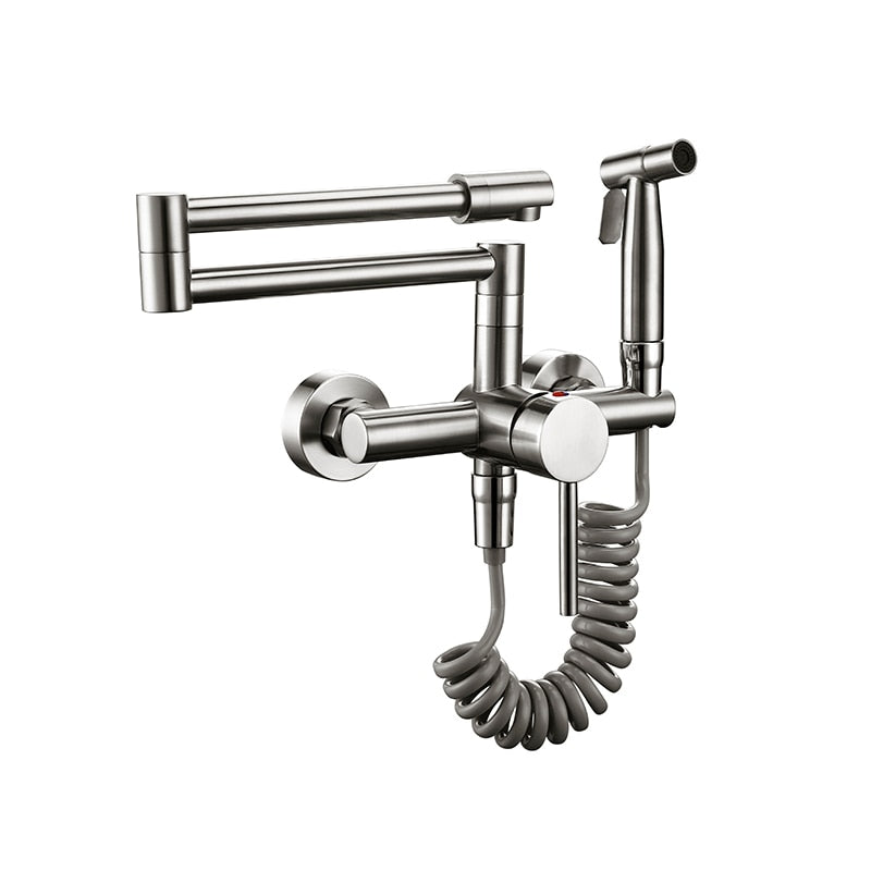 Robinet de cuisine professionnel chromé avec bec flexible et pulvérisateur. Installation facile, haute qualité.