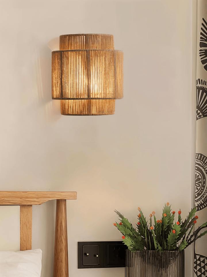 Applique murale de salon/chambre en rotin et chanvre tressé, design bohème scandinave, lumière cosy.