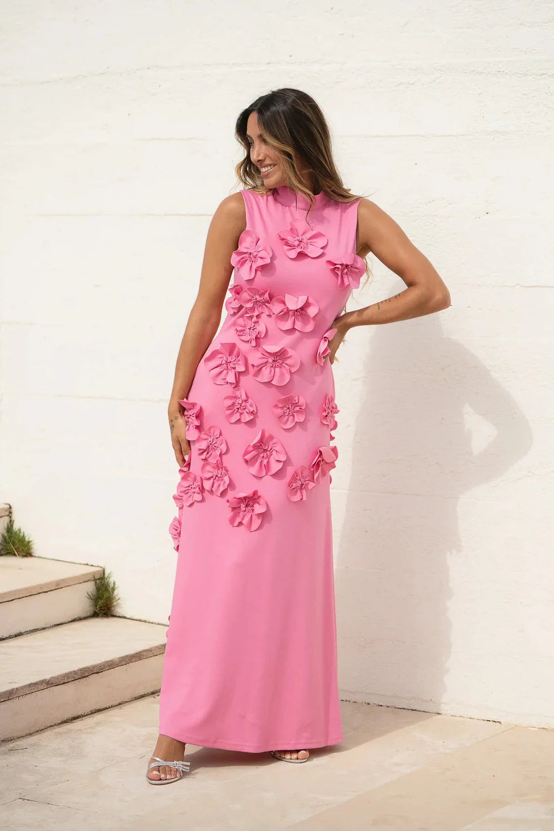 Robe maxi femme élégante et fluide sans manches, parfaite pour l'été et le printemps.