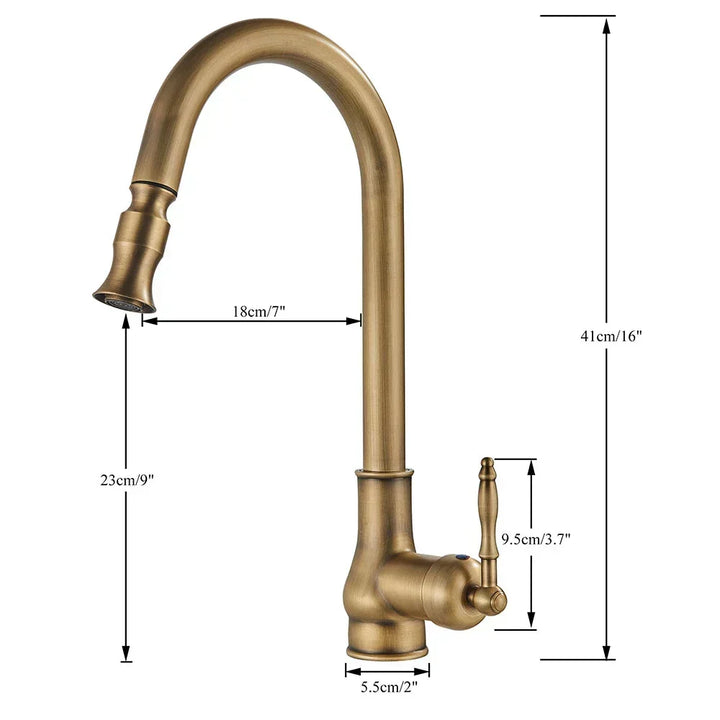 Robinet BrassElegance cuisine laiton noir mat. Mitigeur pivotant, design intemporel antique-moderne.
