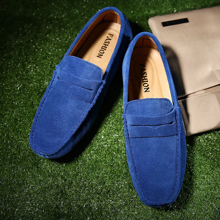 Mocassins SuaveStride marrons foncés, chaussures confortables pour hommes, style intemporel.