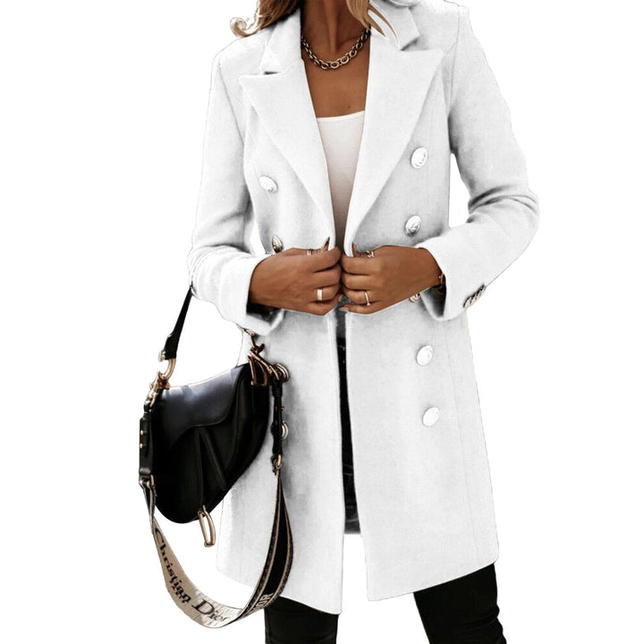 Veste femme moderne, vêtement chic et confortable, pour un dressing actuel et polyvalent.