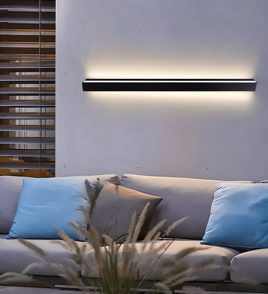 Luminaire mural LED linéaire IP65, pour éclairage extérieur et intérieur, économie d'énergie, décoration contemporaine.