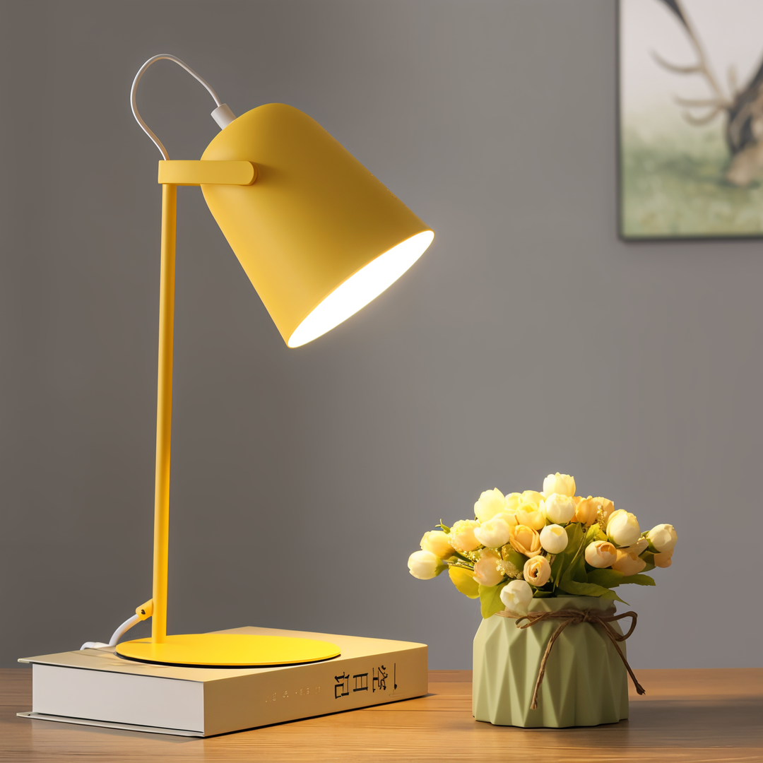 Éclairage de bureau ColoraDesk, lampe scandinave moderne et colorée, intensité lumineuse ajustable.