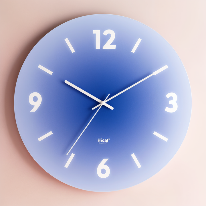 Horloge murale en verre avec design dégradé, mouvement à quartz silencieux. Décoration élégante pour la maison ou le bureau.