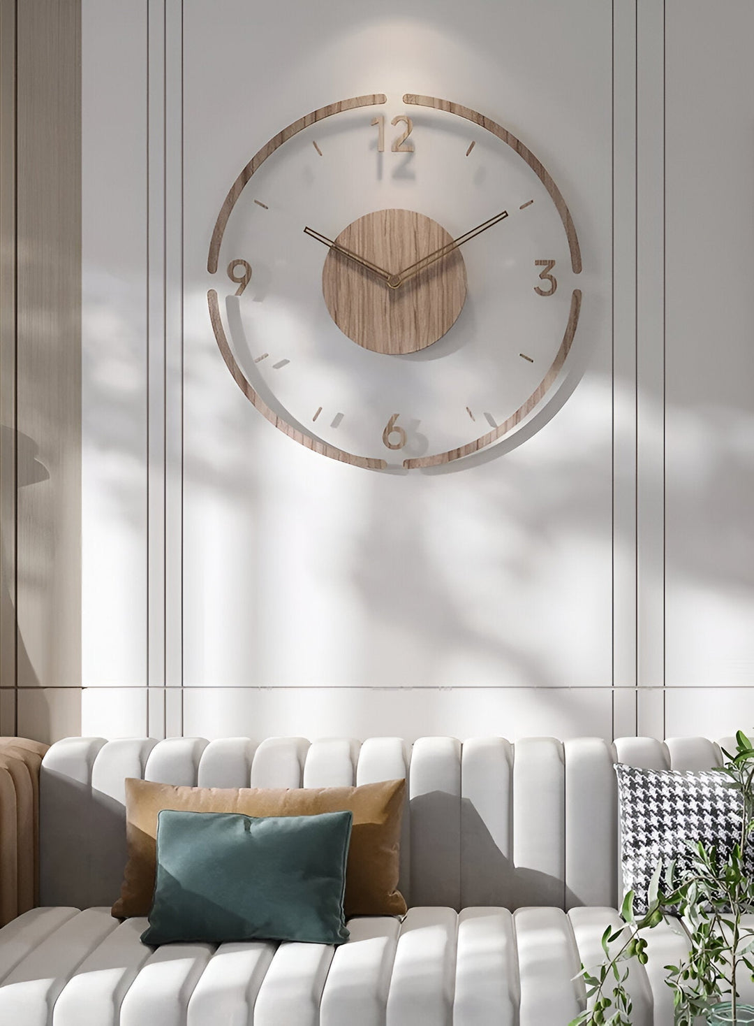 Horloge murale minimaliste silencieuse, mix bois-acrylique, idéale pour un décor scandinave.