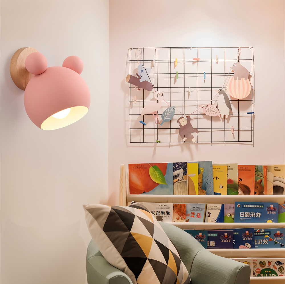 Lampe murale LED macaron jaune pivotante pour chambre enfant, veilleuse design souris, lumière ambiante.