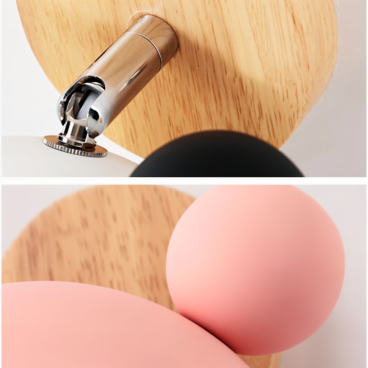 Luminaire moderne macaron jaune, applique murale pivotante, design souris LED, pour chambre d'enfant.