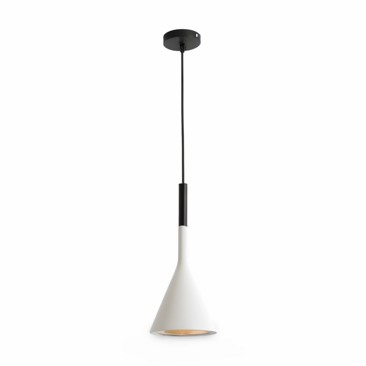 Éclairage intérieur suspendu, style nordique conique, pour une déco élégante.