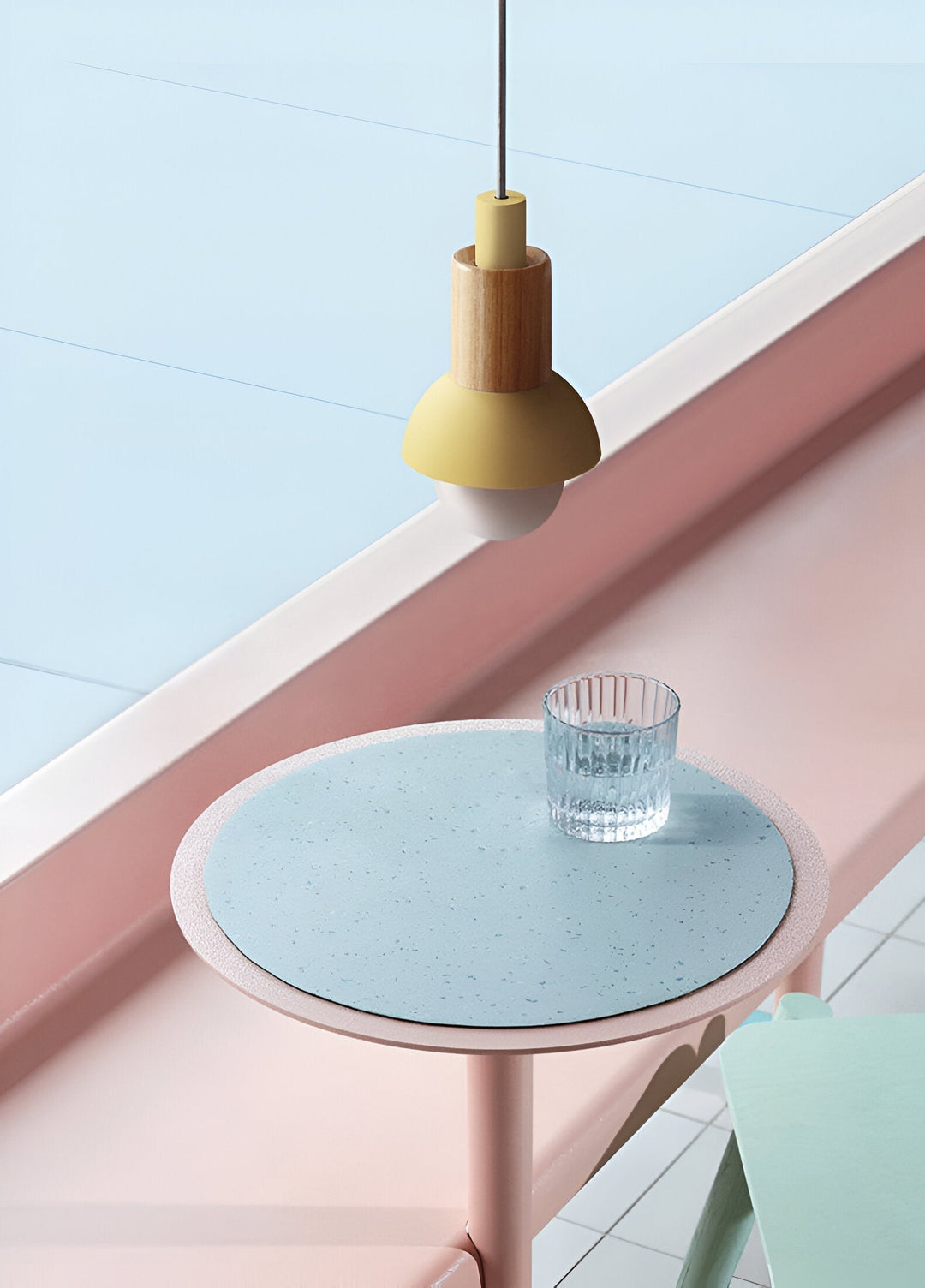 Éclairage LED design macaron, suspension contemporaine pour cuisine.