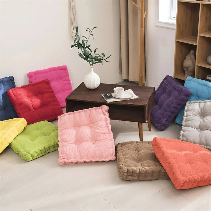Coussin de sol en coton confortable pour méditation et yoga, idéal pour la relaxation.