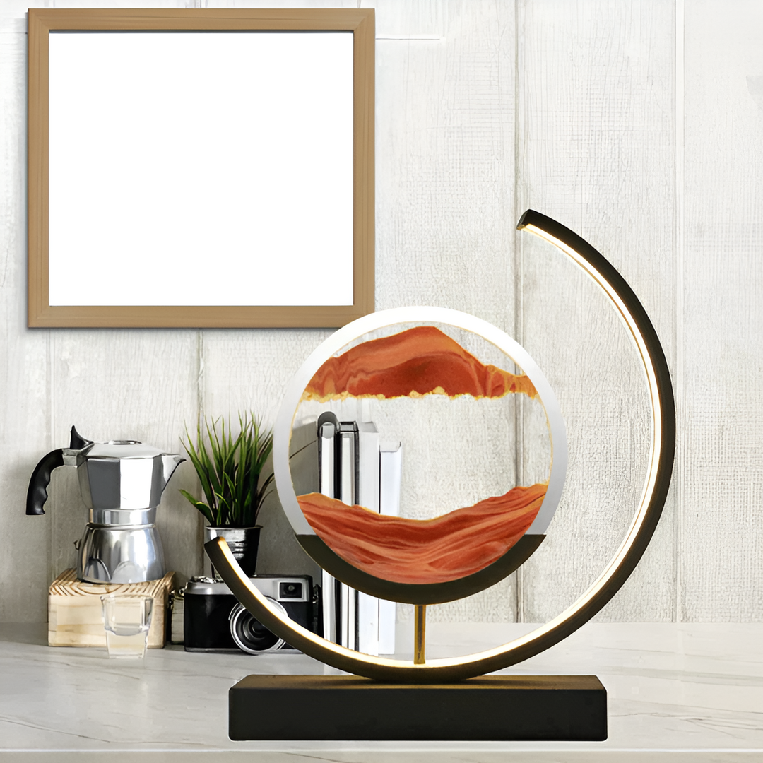 Lampe de bureau LumaSand LED avec mouvement de sable, dimmable. Idéale pour concentration et détente.