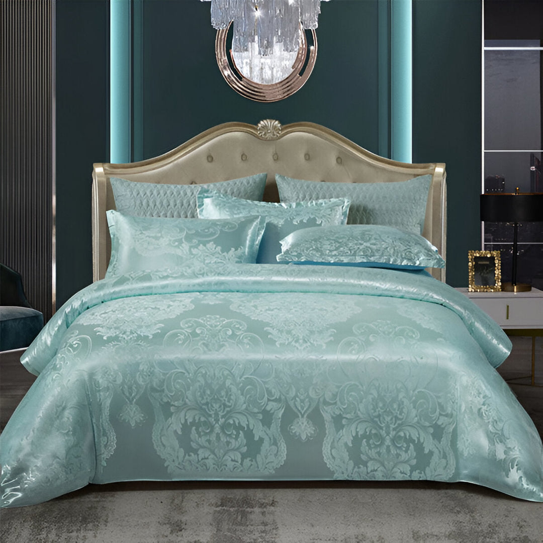 Ensemble linge de lit satin jacquard, motif discret et sensation de douceur luxueuse pour la chambre.