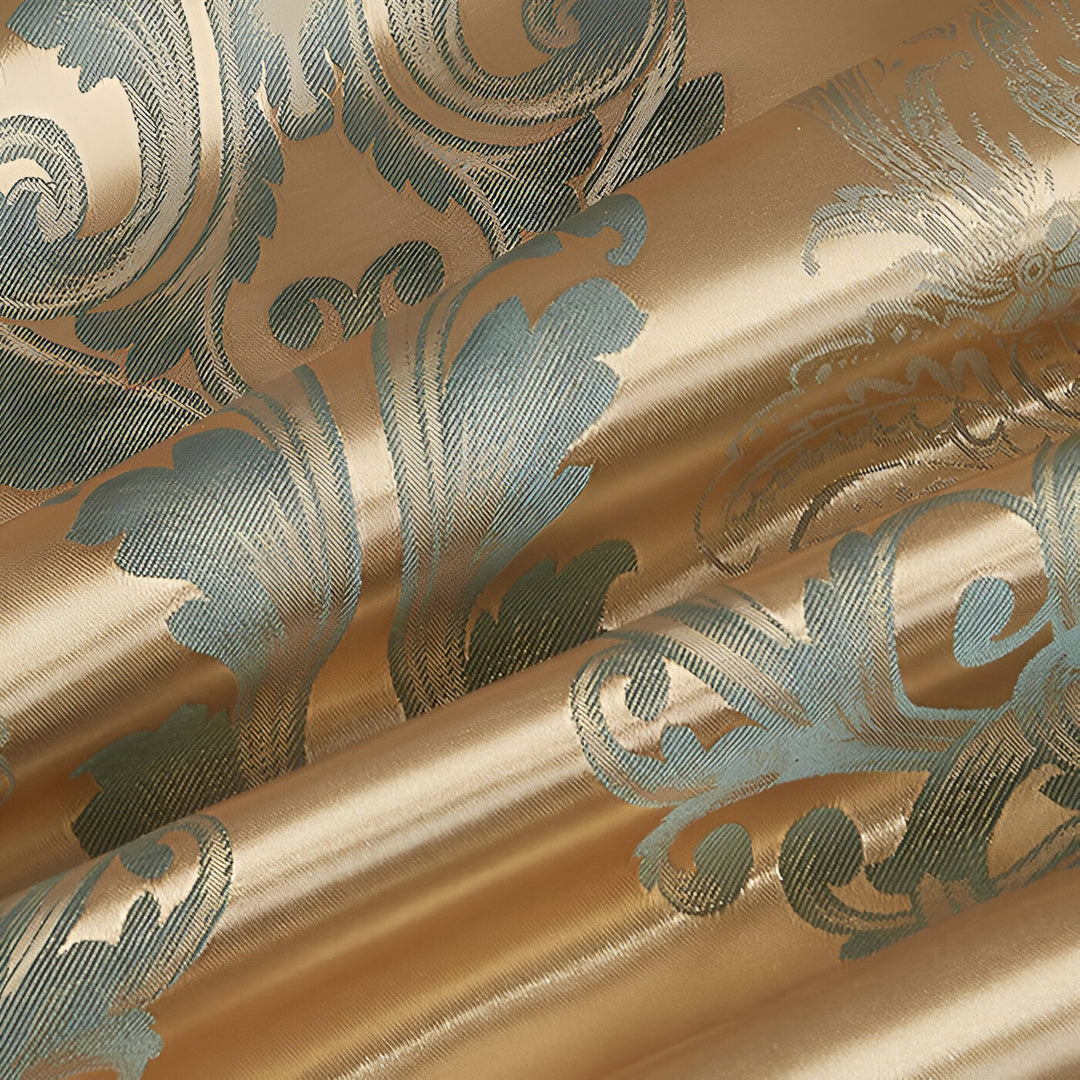 Housse de couette satin jacquard, design raffiné pour une ambiance de chambre apaisante et luxueuse.